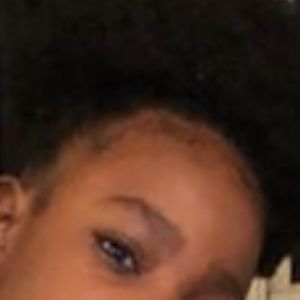 Meet your Posher, Kenanie